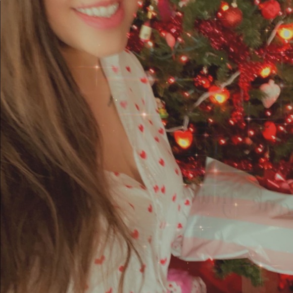 Meet your Posher, Ashley - Picture 2 of 3